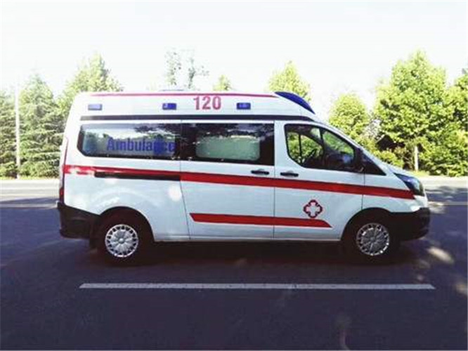 盐源救护车出租服务案例6